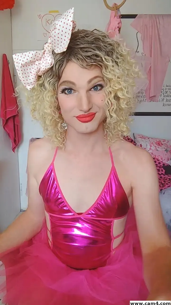 pinkyfagyboy image 0